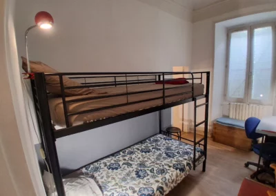 Gîte Les Capucins-Figeac 46- chambre (5)
